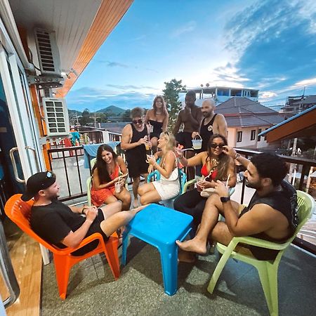 Revolution Koh Tao旅舍 外观 照片